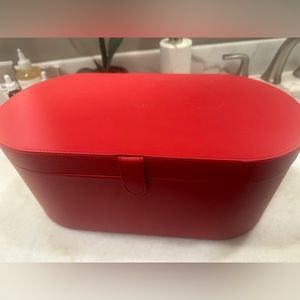 Dyson Airwrap- gently used